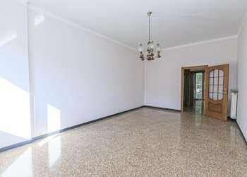 soggiorno (4) (Copy).jpg - Appartamento Via delle Acacie 10, Genova (zona Molassana) - foto 17