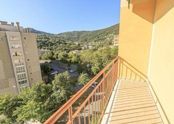 balcone 2 (2) (Copy).jpg - Appartamento Via delle Acacie 10, Genova (zona Molassana) - foto 19