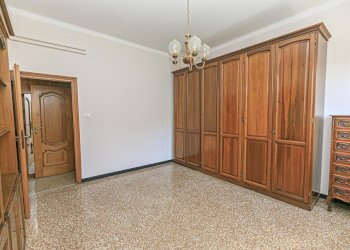 camera 1 (1) (Copy).jpg - Appartamento Via delle Acacie 10, Genova (zona Molassana) - foto 20