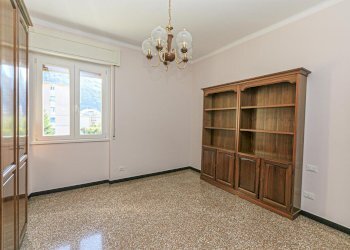 camera 1 (3) (Copy).jpg - Appartamento Via delle Acacie 10, Genova (zona Molassana) - foto 22