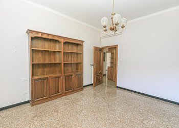 camera 1 (4) (Copy).jpg - Appartamento Via delle Acacie 10, Genova (zona Molassana) - foto 23