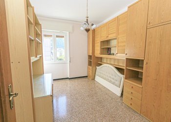 camera 2 (2) (Copy).jpg - Appartamento Via delle Acacie 10, Genova (zona Molassana) - foto 25