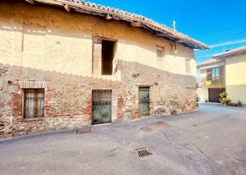 02.jpeg - Porzione di casa Via Vittorio Alfieri 18, Castiglione Falletto - foto 2