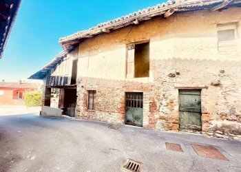 03.jpeg - Porzione di casa Via Vittorio Alfieri 18, Castiglione Falletto - foto 3