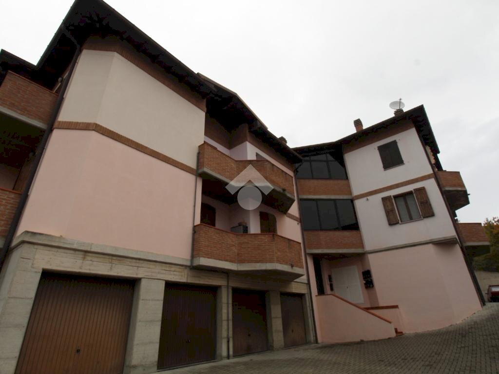 Three-room apartment Via E. de Amicis, Castellarano - photo 1