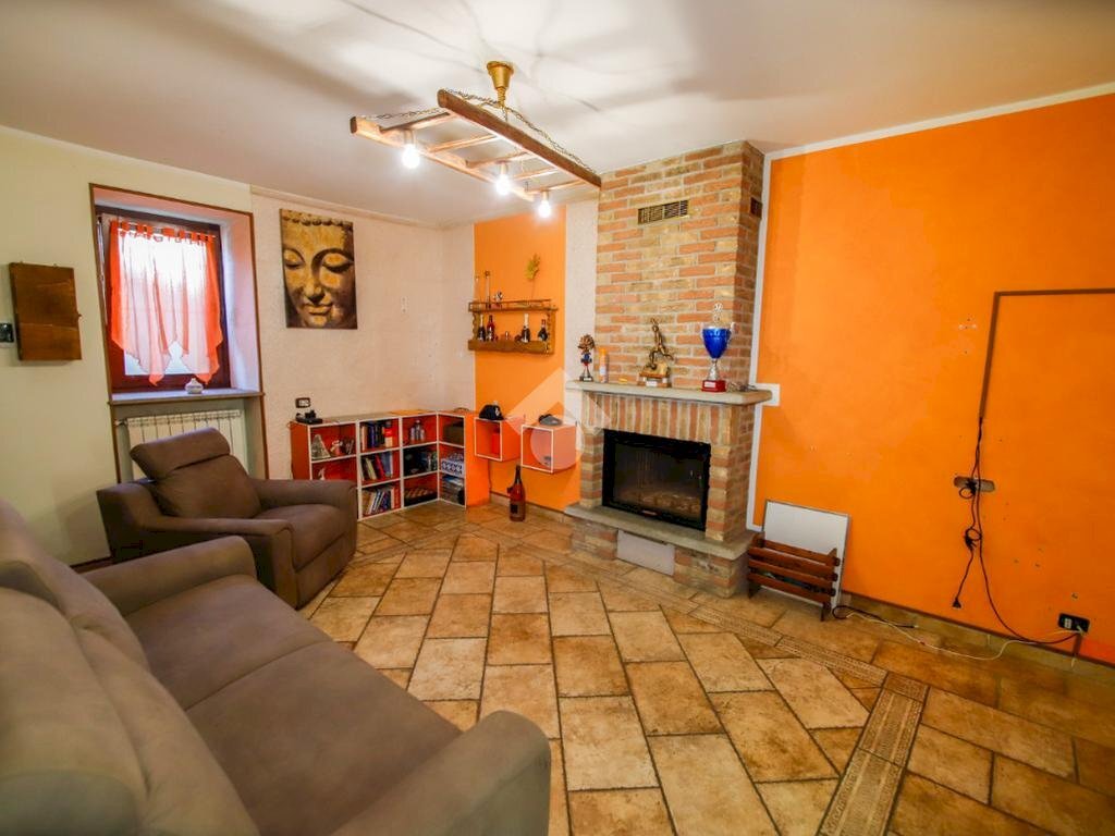 Casa semi indipendente Via scognamiglio, Rivarolo Canavese - foto 2