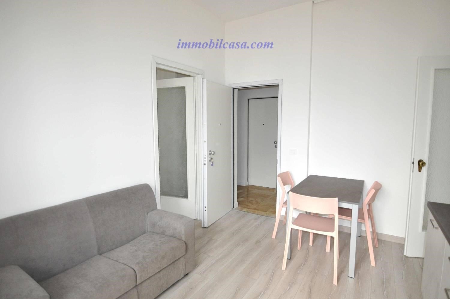 Bilocale Cuneo Giovanni Giolitti, Cuneo (zona Cuneo Nuova) - foto 2