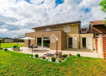 Villa Via San Francesco Al Campo, Leini - photo 1