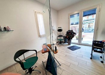 Negozio via roma, Tavullia - foto 4