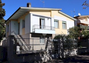 Villa Via Oberdan, Riolo Terme - foto 1
