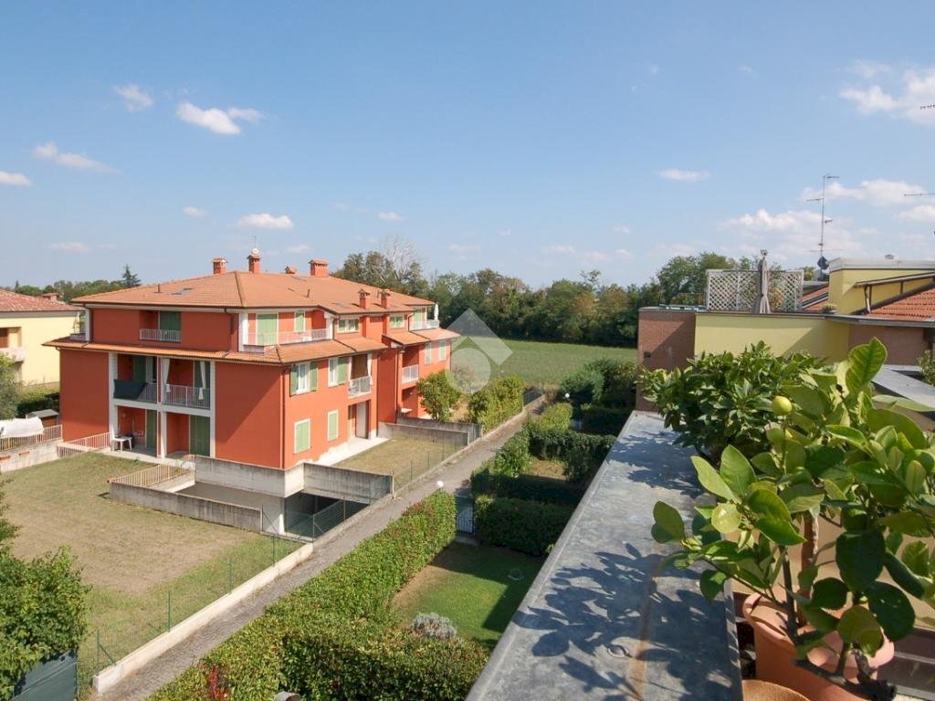 Four-room apartment Via Monsignore E. colli, Traversetolo - photo 1