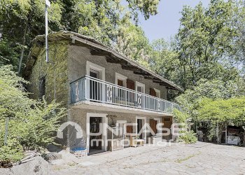 Casa indipendente corso Jacopo Lombardini, 60, Torre Pellice - foto 1