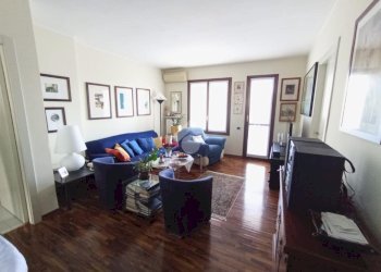 Trilocale Via Valenza, Milano (zona Porta Genova) - foto 4