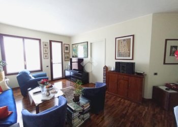 Trilocale Via Valenza, Milano (zona Porta Genova) - foto 12