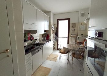 Trilocale Via Valenza, Milano (zona Porta Genova) - foto 22