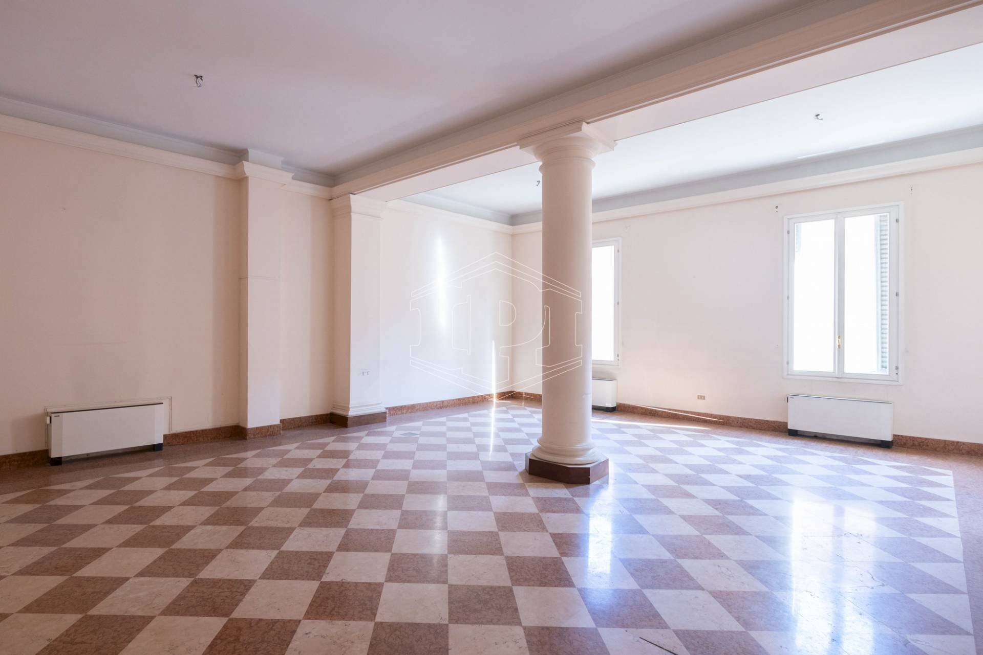 Trilocale Strada Maggiore, Bologna (zona Centro Storico) - foto 1