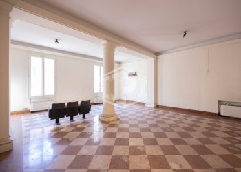 Appartamento Strada Maggiore, Bologna (zona Centro Storico) - foto 2