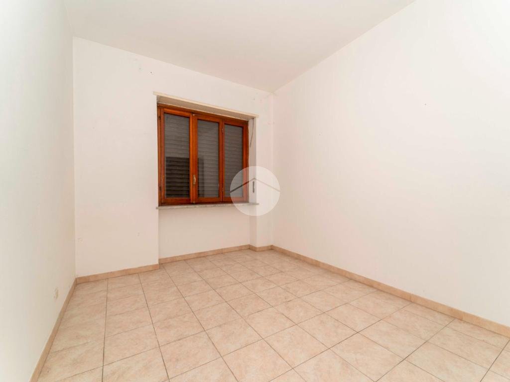 Two-room apartment Via Francesco Baracca, Torino (neighborhood Borgo Vittoria) - photo 2