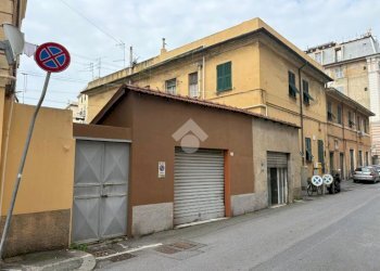 Box Via minghetti, Genova (zona Cornigliano) - foto 2