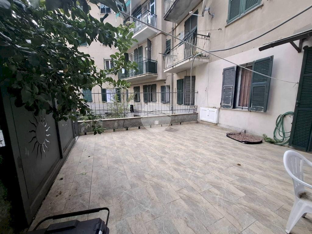 Apartment Via Sergio Piombelli, Genova (neighborhood Certosa) - photo 3