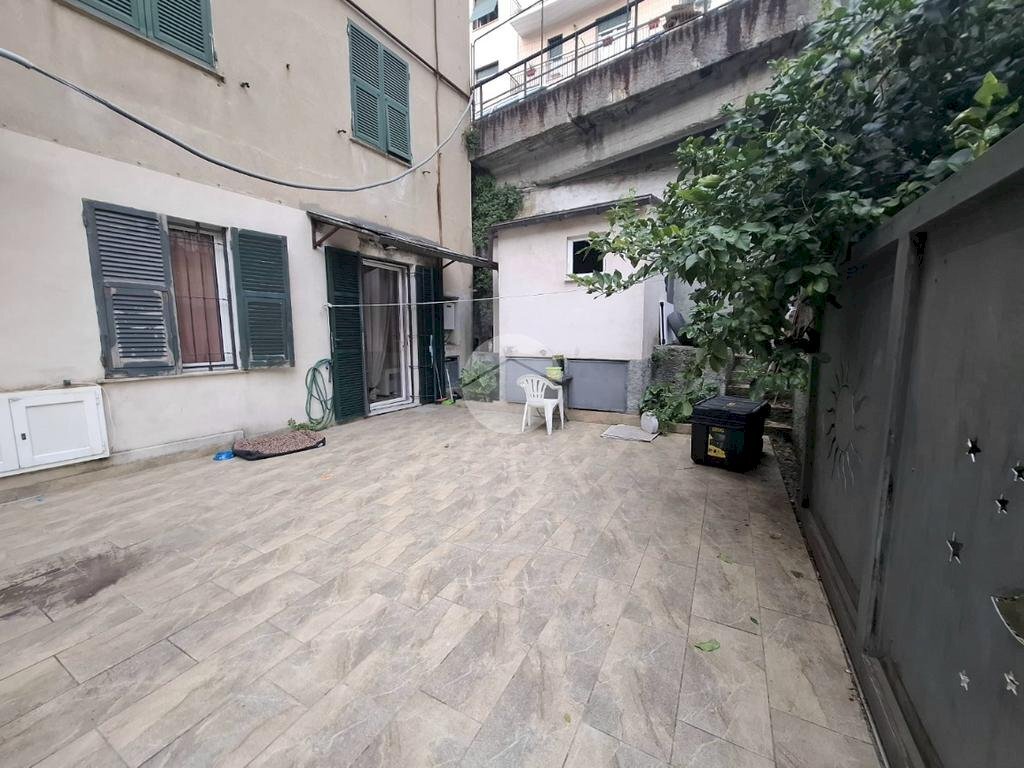 Apartment Via Sergio Piombelli, Genova (neighborhood Certosa) - photo 1