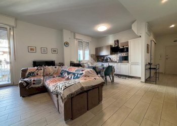 Three-room apartment Viale A. Gramsci, Modena (neighborhood Sacca) - photo 9