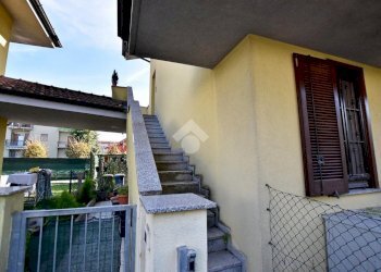 Two-room apartment Via Giacomo Zanella, Truccazzano - photo 17