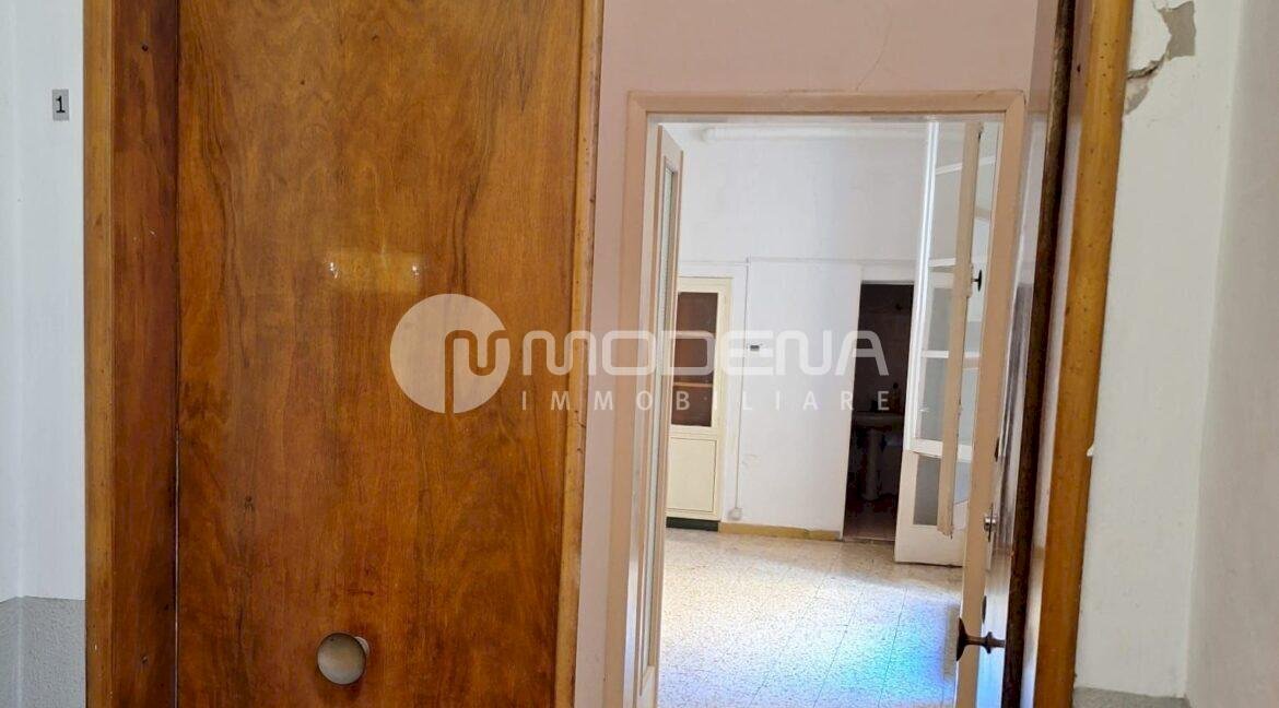 Three-room apartment Modena (neighborhood Circoscrizione 1) - photo 3