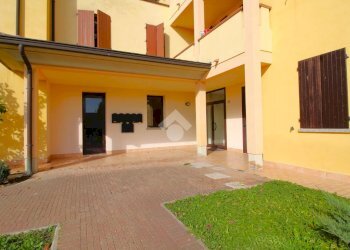 Three-room apartment Via dei Martiri, Rio Saliceto - photo 2
