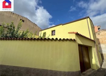 Portion of a house Guspini - photo 1