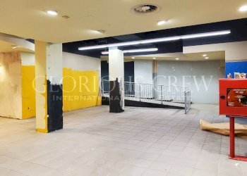 Foto 3 - Shop Piazza Sei Febbraio, Milano - photo 3