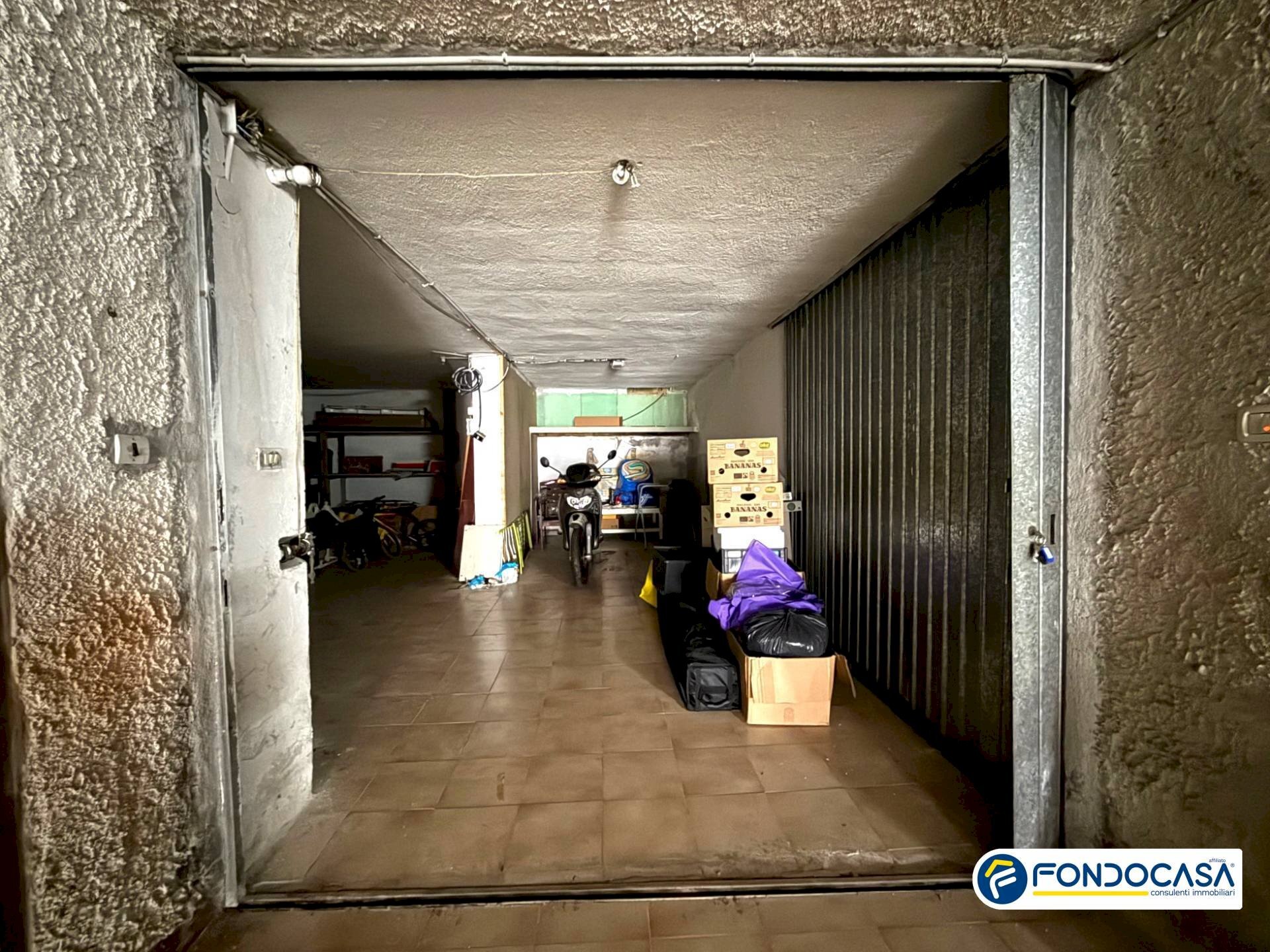 Foto 3 - Box Via Dante, Loano - foto 3