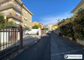 Foto 1 - Box Via Dante, Loano - foto 1