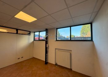 Foto 32 - Shop Via Don Luigi Meroni, Figino Serenza - photo 32