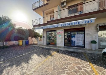 Foto 3 - Locale Commerciale Via Rivolta
30, Roccasecca - foto 3