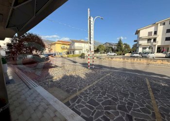 Foto 4 - Locale Commerciale Via Rivolta
30, Roccasecca - foto 4