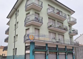 Foto 1 - Negozio via Genova
 
18, Busto Arsizio - foto 1