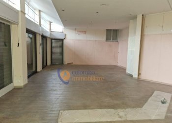 Foto 4 - Negozio via Genova
 
18, Busto Arsizio - foto 3