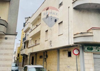 Edificio all\'aperto - Independent house Via Lissa
 
38, Andria - photo 3