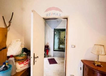 Hall / corridoio - Independent house Via Lissa
 
38, Andria - photo 18