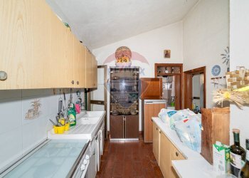 Cucina - Casa indipendente Caporale Mario Di Pasquale
 
13, Randazzo - foto 18