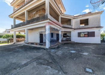 Casa all\'aperto - Villa via Olinto Marinelli
 
51, Siracusa - foto 1