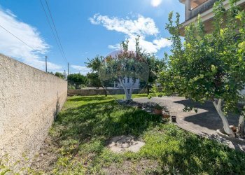Giardino - Villa via Olinto Marinelli
 
51, Siracusa - foto 4