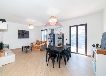 Sala da pranzo - Villa via Olinto Marinelli
 
51, Siracusa - foto 28