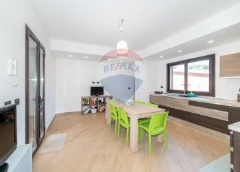 Sala da pranzo - Villa via Olinto Marinelli
 
51, Siracusa - foto 31