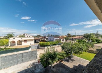 Edificio all\'aperto - Villa via Olinto Marinelli
 
51, Siracusa - foto 35