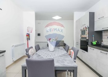 Sala da pranzo - Trilocale Via Gaspare la Rosa
 
15, Caltagirone - foto 14