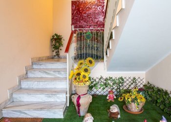 Scale - Quadrilocale via Ezio Tarantelli
 
13, Misterbianco - foto 3