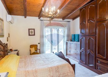 Camera / camera da letto - Quadrilocale via Ezio Tarantelli
 
13, Misterbianco - foto 6