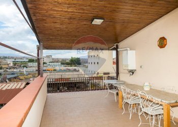 Terrazzo - Quadrilocale via Ezio Tarantelli
 
13, Misterbianco - foto 9